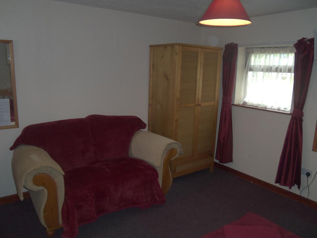 The Cross Inn Stoke-on-Trent Room photo